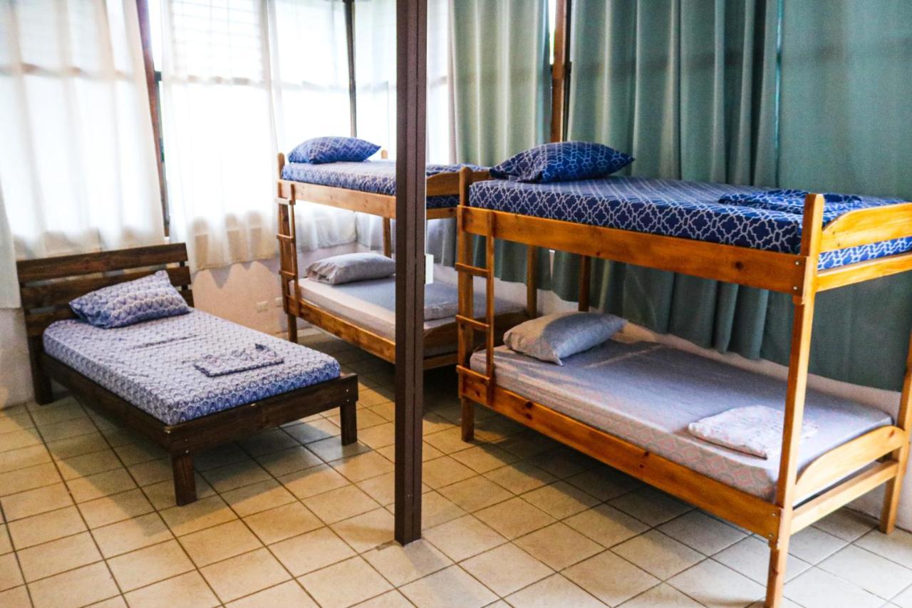 Hotel Adventure Lodge Jacó Eksteriør billede