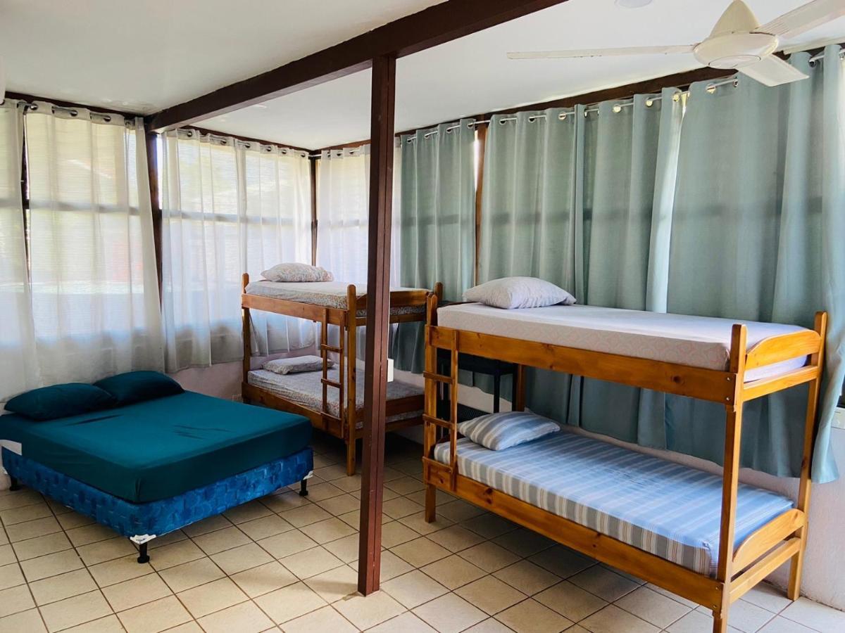 Hotel Adventure Lodge Jacó Eksteriør billede